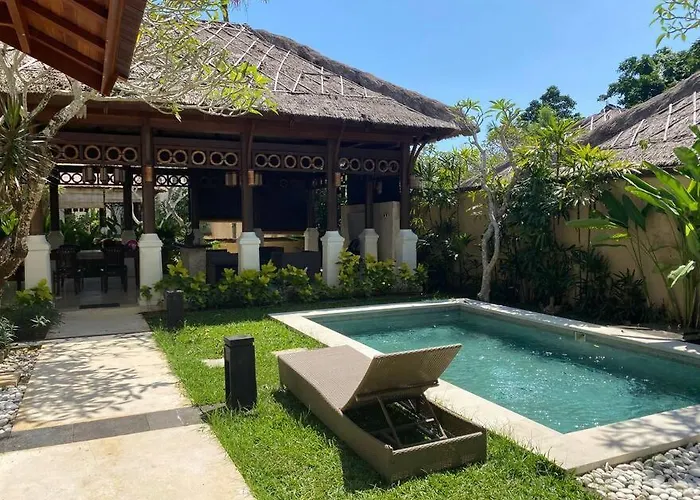 Beachstroll Villa